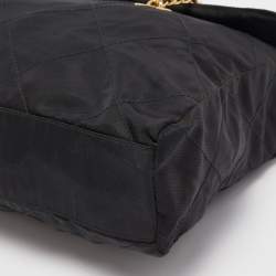 مملوكة مسبقًا Prada Black Quilted Nylon and Leather Logo Flap Chain Bag