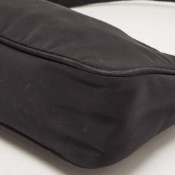 مملوكة مسبقًا Prada Black Nylon Shoulder Bag