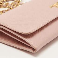 مملوكة مسبقًا Prada Pink Saffiano Leather Wallet On Chain
