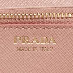مملوكة مسبقًا Prada Pink Saffiano Leather Wallet On Chain