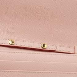 مملوكة مسبقًا Prada Pink Saffiano Leather Wallet On Chain