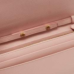 مملوكة مسبقًا Prada Pink Saffiano Leather Wallet On Chain