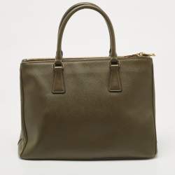 Pre Owned Prada Olive Green Saffiano Leather Medium Double Zip Tote