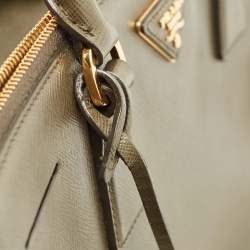 Pre Owned Prada Olive Green Saffiano Leather Medium Double Zip Tote