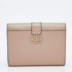 Pre Owned Prada Beige Leather Cahier Trifold Wallet