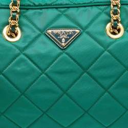 Pre Owned Prada Green Quilted Nylon Chain Bauletto Bag
