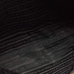 Pre Owned Prada Olive Green Nylon Tote