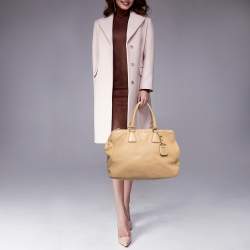 Pre Owned Prada Beige Vitello Daino Leather Large Double Zip Tote