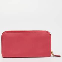 Pre Owned Prada Pink Nylon Triangle Logo Zip Around Wallet