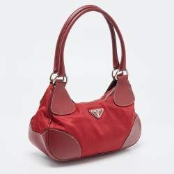 Pre Owned Prada Red Nylon and Leather Shoulder Bag