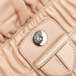 مملوكة مسبقًا Prada Beige Gaufre Leather Logo Flap Chain Shoulder Bag