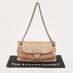 مملوكة مسبقًا Prada Beige Gaufre Leather Logo Flap Chain Shoulder Bag