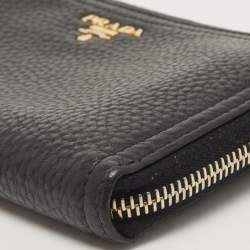Pre Owned Prada Black Vitello Daino Leather Logo Zip Around Continental Wallet