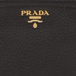 Pre Owned Prada Black Vitello Daino Leather Logo Zip Around Continental Wallet