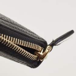 Pre Owned Prada Black Vitello Daino Leather Logo Zip Around Continental Wallet
