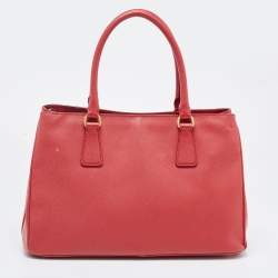 Pre Owned Prada Red Leather Medium Galleria Tote Bag