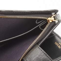 Pre Owned Prada Black Vitello Move Leather French Compact Wallet