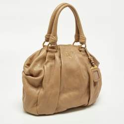 Pre Owned Prada Beige Shine Leather Zip Hobo