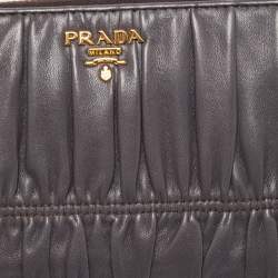 Pre Owned Prada Dark Grey Gaufre Leather Zip Around Wallet