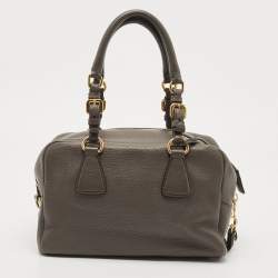 مملوكة مسبقًا Prada Dark Grey Vitello Daino Leather Bauletto Bag