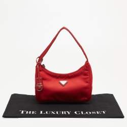Prada Red Nylon Re-Edition 2000 Baguette Bag