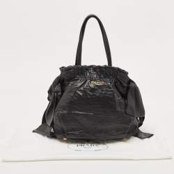 مملوكة مسبقًا Prada Black Antique Leather Bow Tote