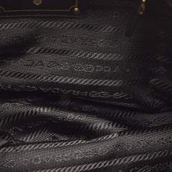 مملوكة مسبقًا Prada Black Antique Leather Bow Tote