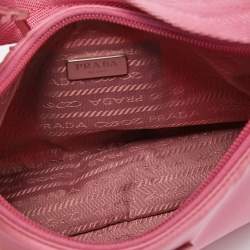 مملوكة مسبقًا Prada Pink Nylon Re-Edition 2000 Baguette Bag