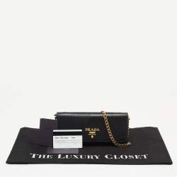 Pre Owned Prada Black Saffiano Move Leather Oro Chain Wallet On chain