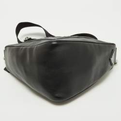 Pre Owned Prada Black Leather Triangle Shoulder Bag