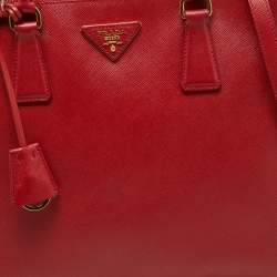 Pre Owned Prada Red Saffiano Lux Leather Medium Double Zip Tote