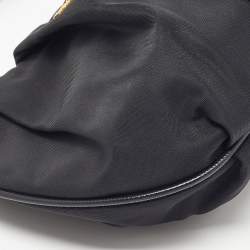 مملوكة مسبقًا Prada Black Pleated Nylon Wristlet Clutch