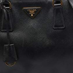 Pre Owned Prada Black Saffiano Leather Medium Galleria Double Zip Tote
