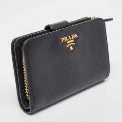 Pre Owned Prada Black Saffiano Leather Lampo Wallet