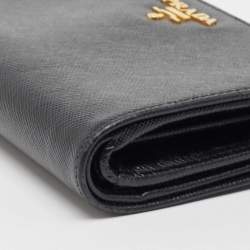 Pre Owned Prada Black Saffiano Leather Lampo Wallet