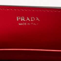 Pre Owned Prada Black Leather Elektra Wallet On Chain