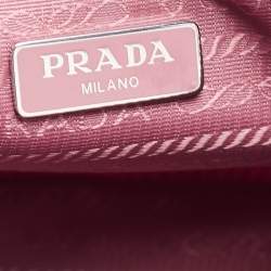 Pre Owned Prada Pink Nylon and Saffiano Leather Re-Edition 2005 Shoulder Bag
