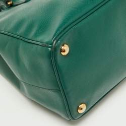 Pre Owned Prada Green Saffiano Lux Leather Small Double Zip Tote
