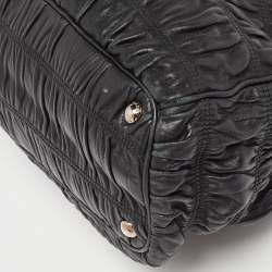 مملوكة مسبقًا Prada Black Gaufre Leather Double Zip Tote