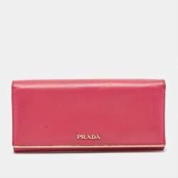 Pre Owned Prada Pink Saffiano Leather Metal Detail Continental Wallet