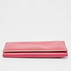 Pre Owned Prada Pink Saffiano Leather Metal Detail Continental Wallet