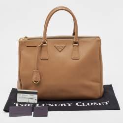 Pre Owned Prada Brown Saffiano Lux Leather Large Double Zip Tote