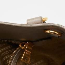 Pre Owned Prada Grey Leather Sacca 2 Manici Bag