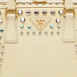 Pre Owned Prada Light Yellow Saffiano Lux Patent Leather Studded Pyramid Frame Satchel