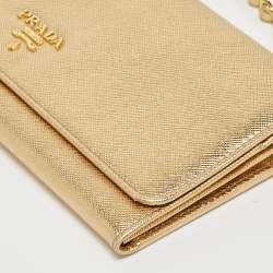 مملوكة مسبقًا Prada Gold Saffiano Metal Leather Wallet on Chain