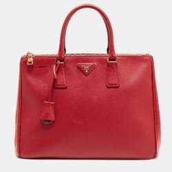 Pre Owned Prada Red Saffiano Leather Large Double Zip Tote