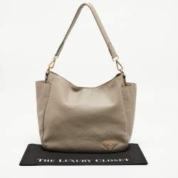 مملوكة مسبقًا Prada Grey Vitello Daino Leather Side Pocket Zip Hobo