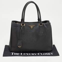 Pre Owned Prada Black Saffiano Lux Leather Medium Middle Zip Tote