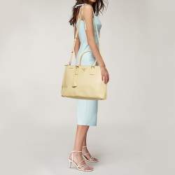Pre Owned Prada Yellow Saffiano Lux Leather Large Galleria Double Zip Tote