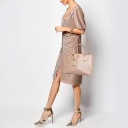 مملوكة مسبقًا Prada Dusty Pink Saffiano Lux Leather Medium Double Zip Tote